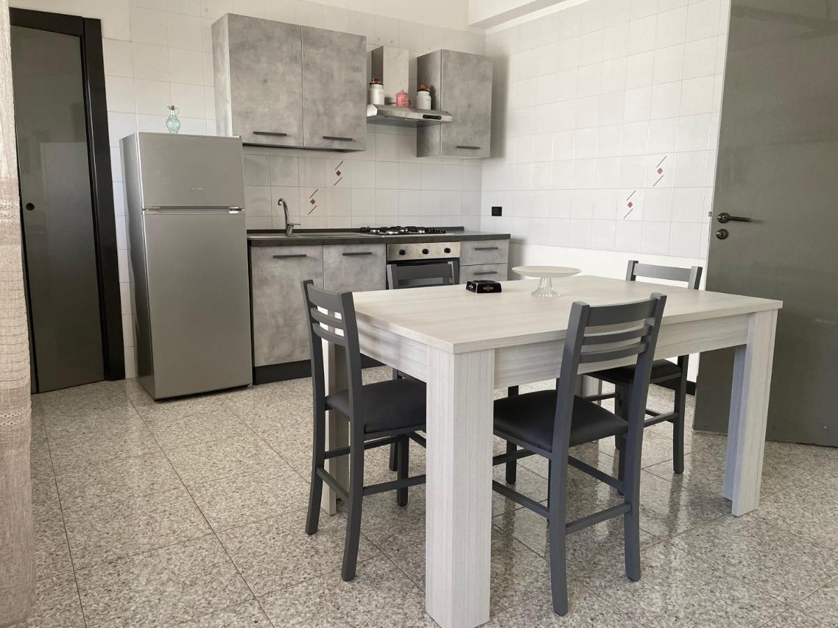 Vincenti'S House Comiso Appartement Buitenkant foto
