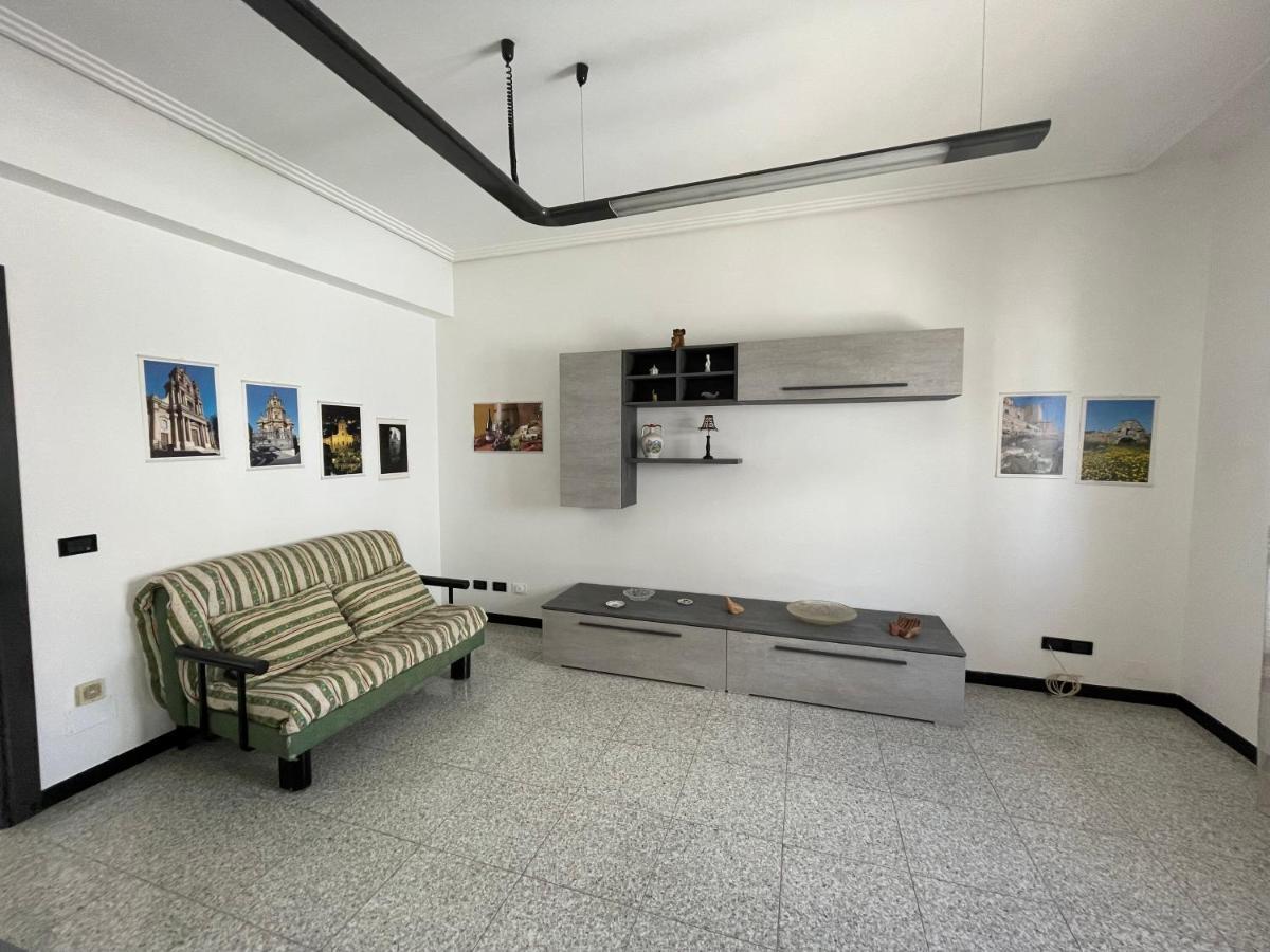 Vincenti'S House Comiso Appartement Buitenkant foto